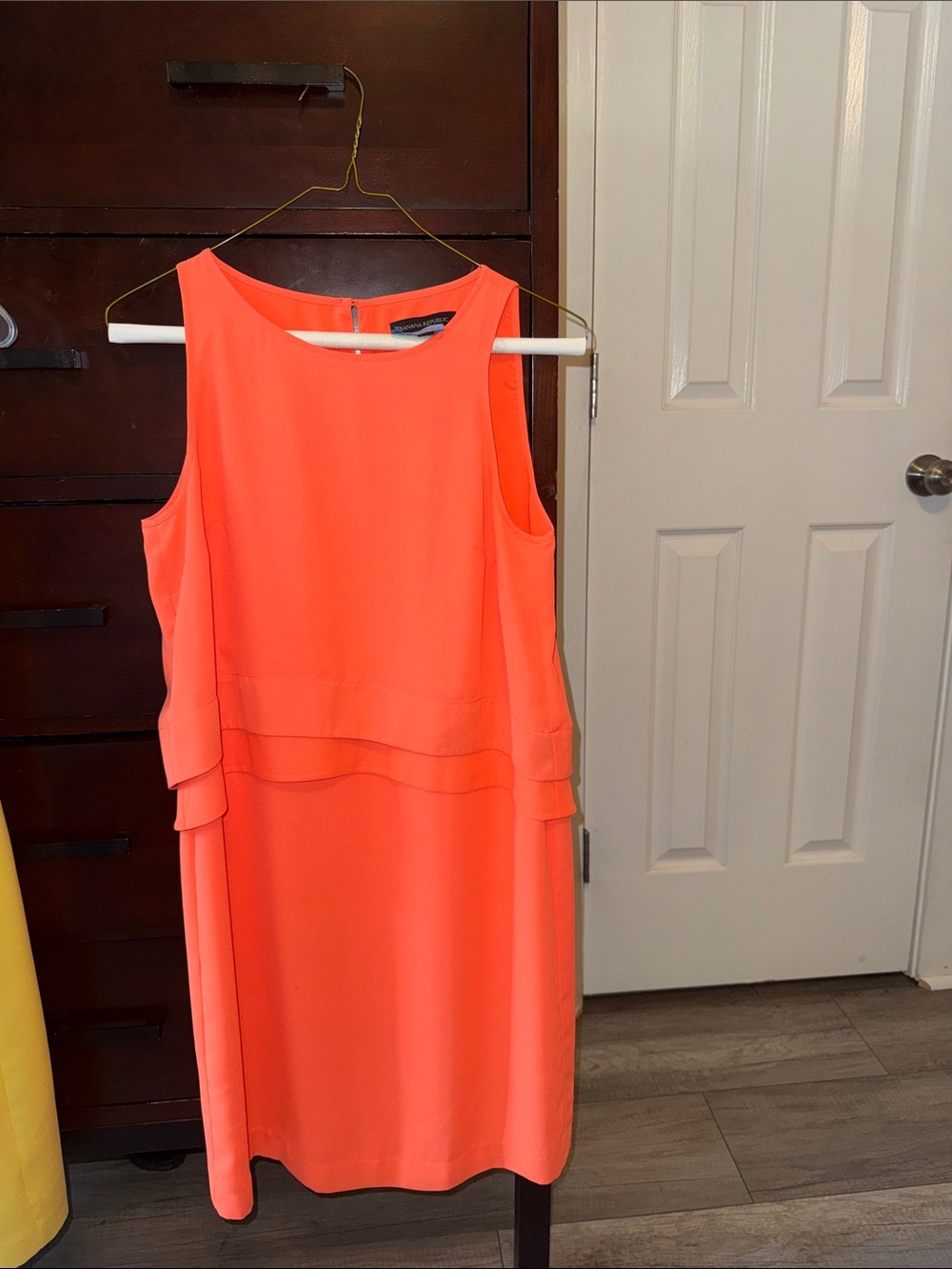 Banana Republic Coral Sleeveless Shift Dress